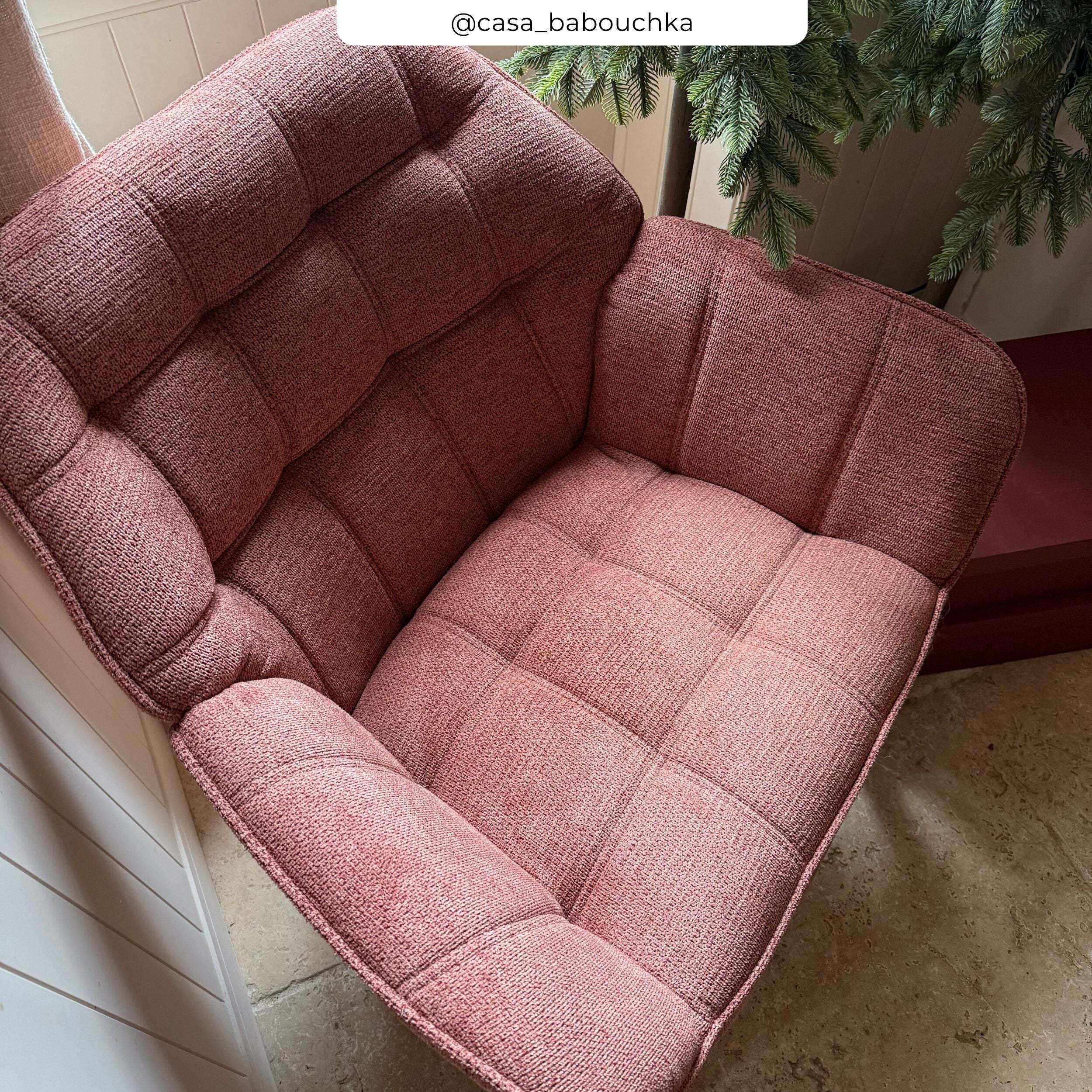 Fauteuil en tissu rouge ancien - Simba