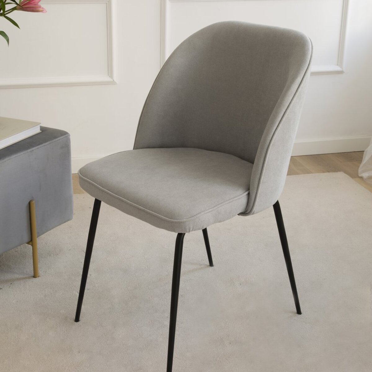 Chaise rembourrée Leivar -tissu. pieds métalliques-couleur gris 48 x 86 x 54 cm