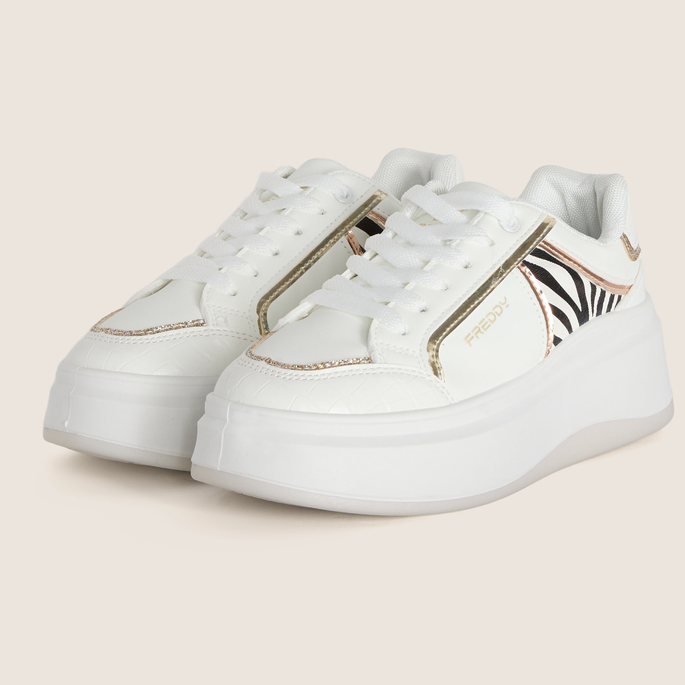 Sneakers in Similpelle con Dettagli Glitter e Animalier