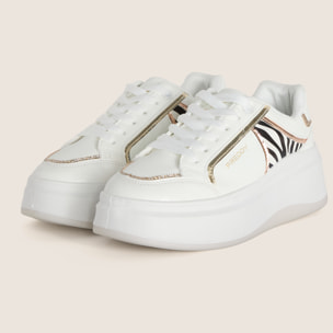Sneakers in Similpelle con Dettagli Glitter e Animalier