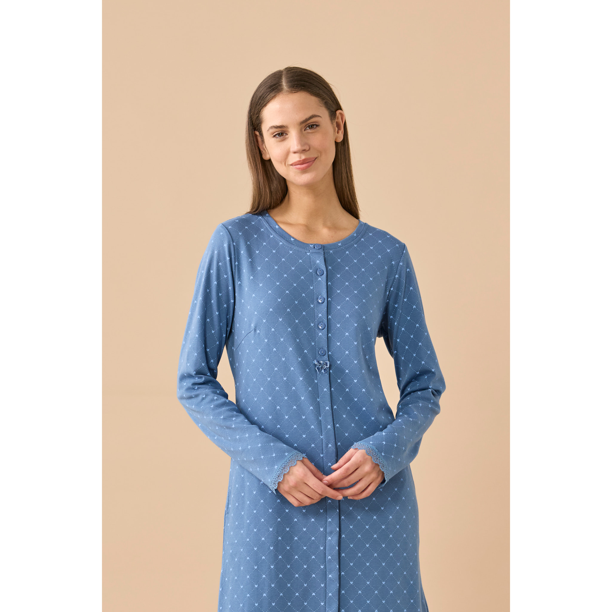 Camicia da notte donna in caldo cotone con abbottonatura frontale articolo cuore. Noidinotte