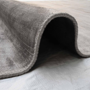 Tapis artisanal doux et soyeux tufté main en viscose