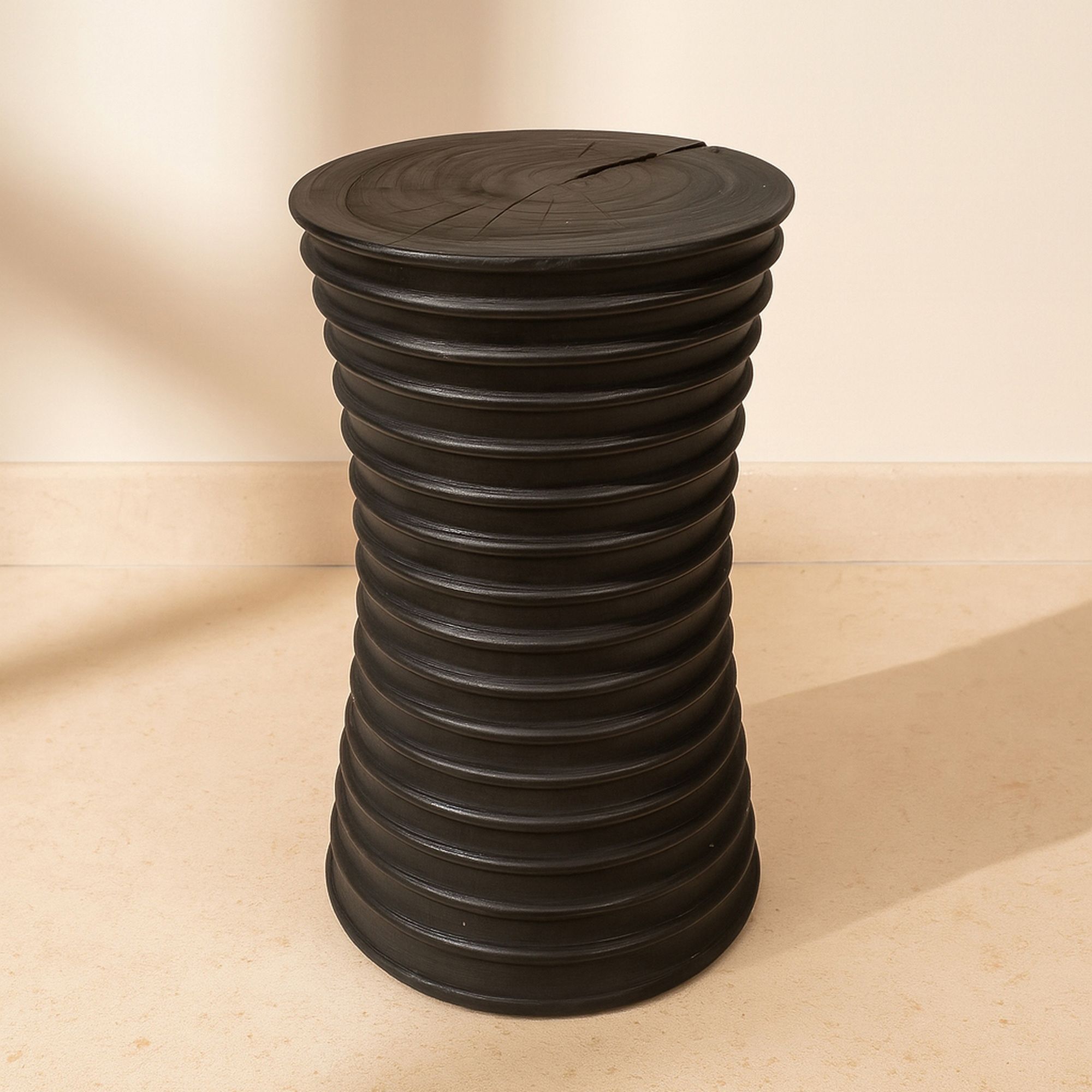 Meuble d'appoint en bois d'acacia brûlé MADI