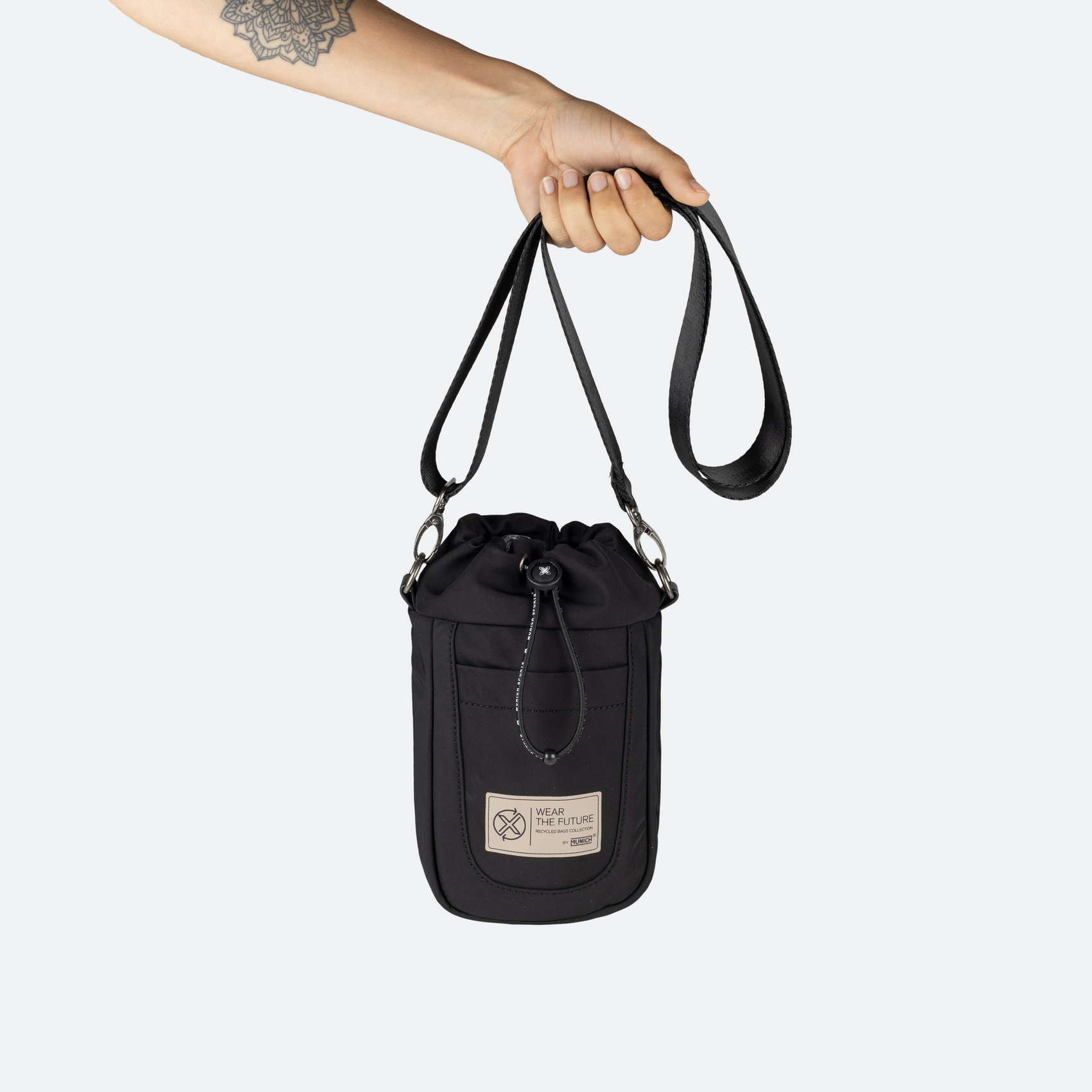 BOLSO RECYCLED X 2.0 CROSBODY SLIM BLACK