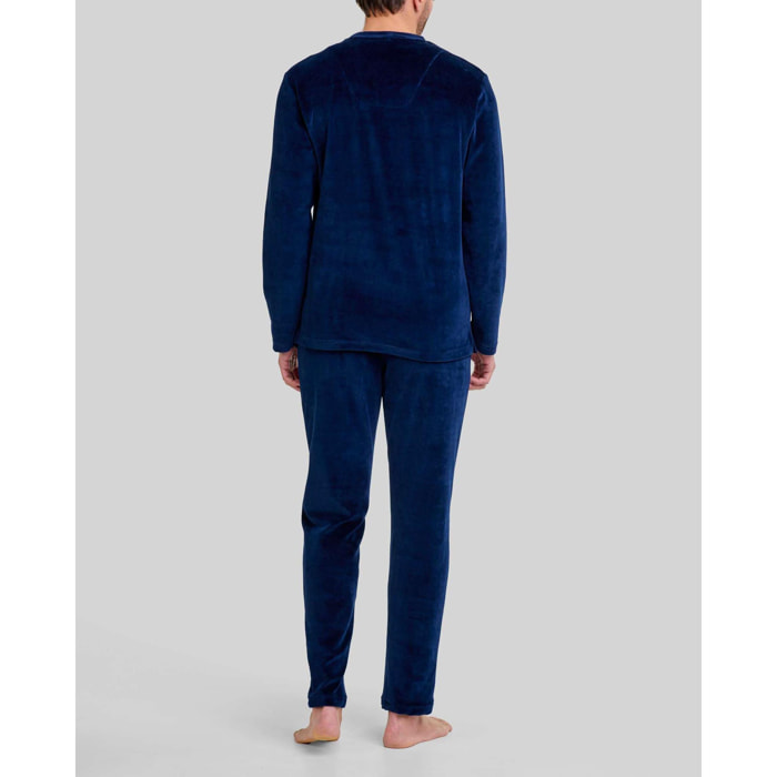 Pijama hombre terciopelo, escote en pico, manga larga y pantalón y bolsillos laterales