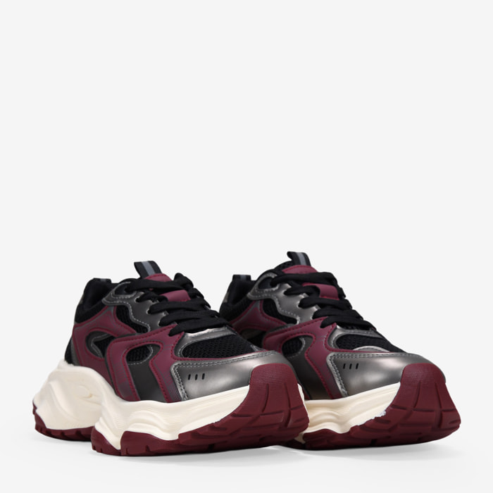 Zapatillas de plataforma plomo y burdeos con cordones