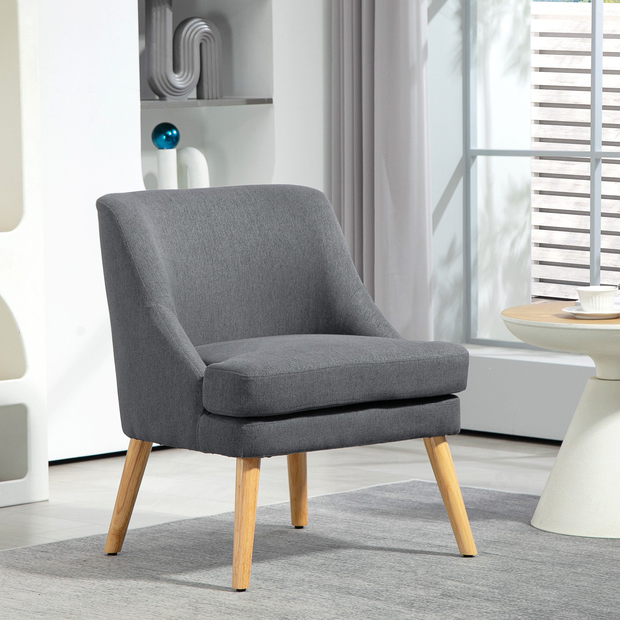 Fauteuil lounge design scandinave pieds effilés bois massif hévéa revêtement tissu polyester aspect lin gris