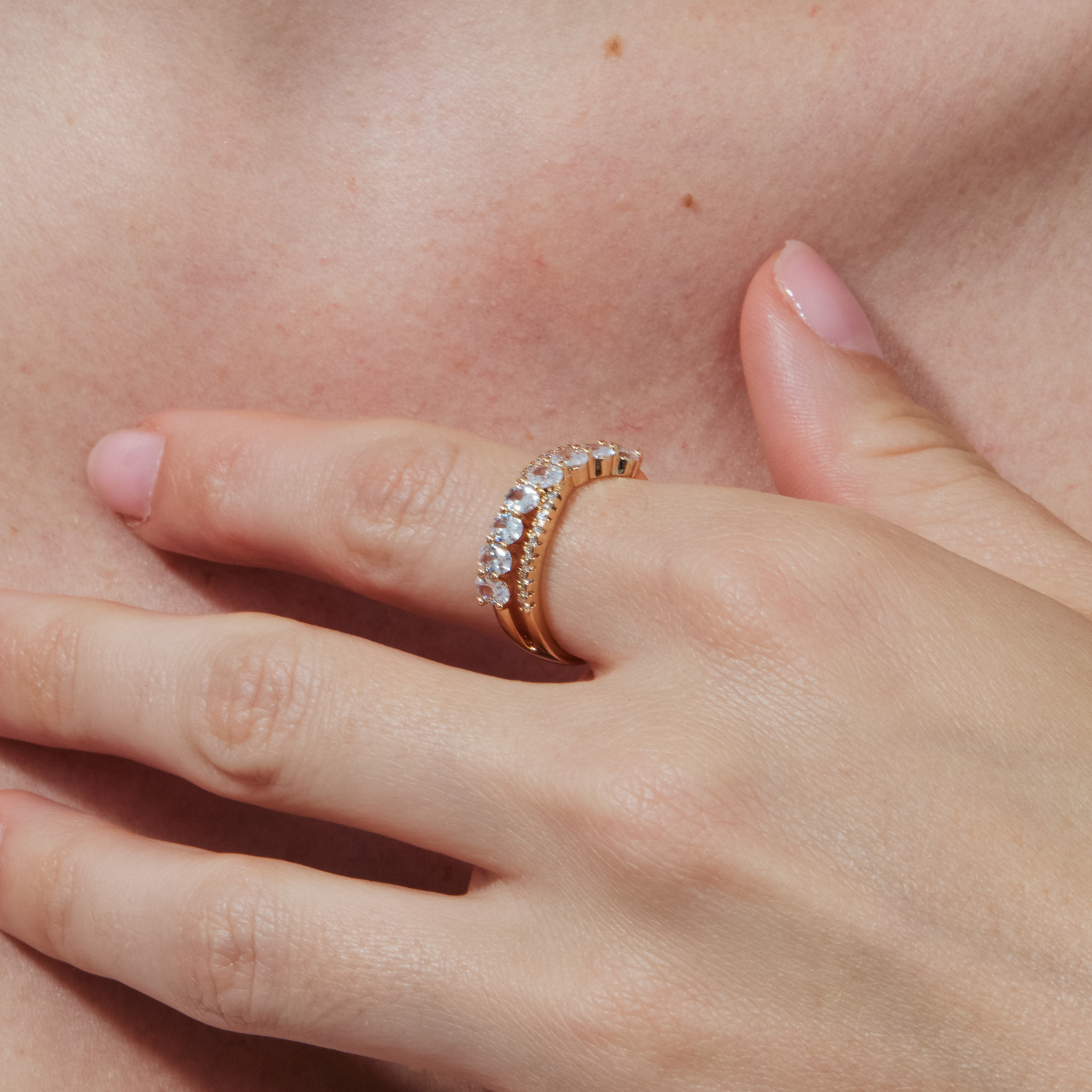 Anillo Erling acabado oro rosa 18k
