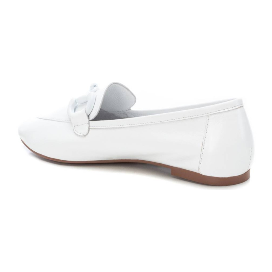 Zapato mocasín de piel blanco