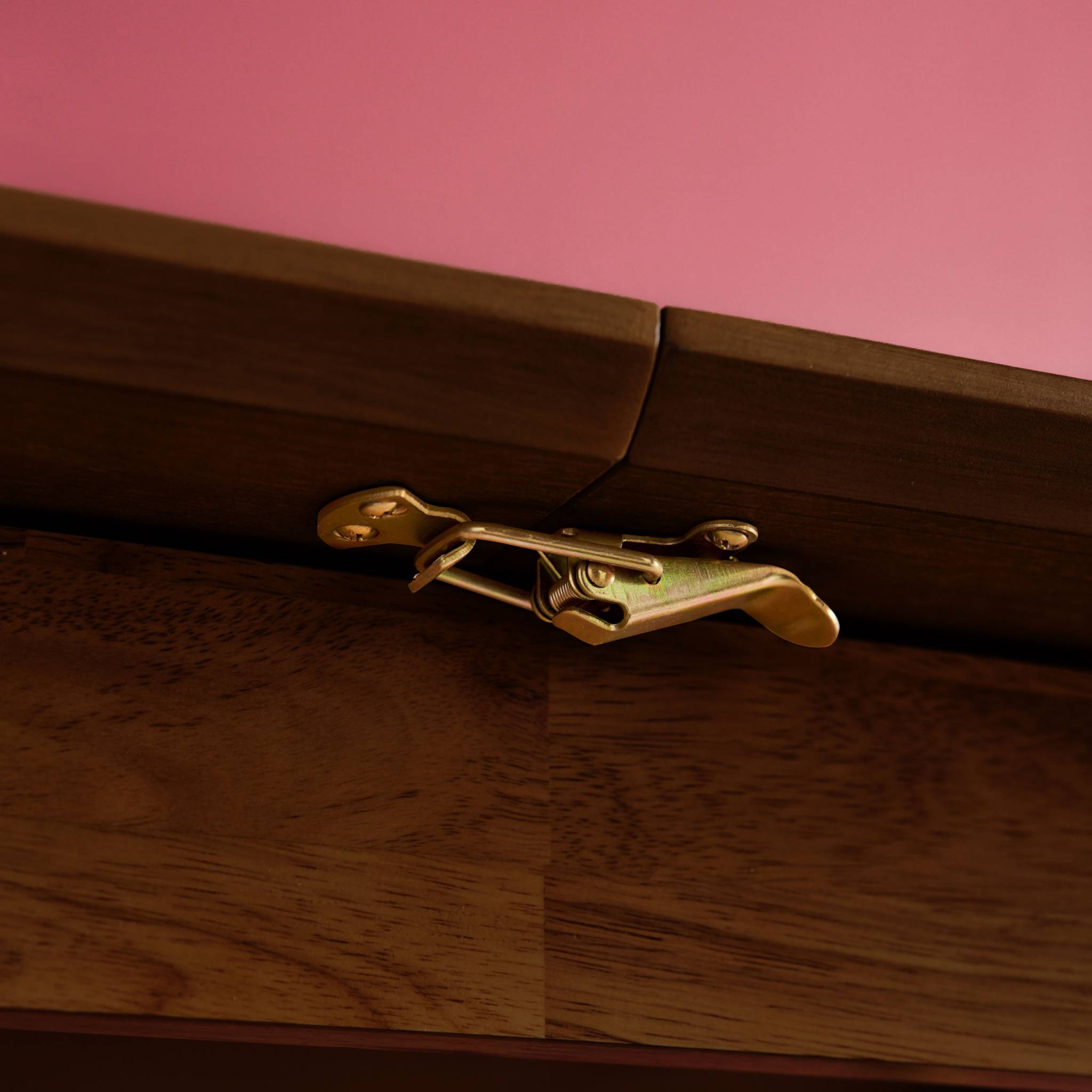 Table à manger rectangulaire extensible bois d'hévéa et placage chêne 4-6 places LINA
