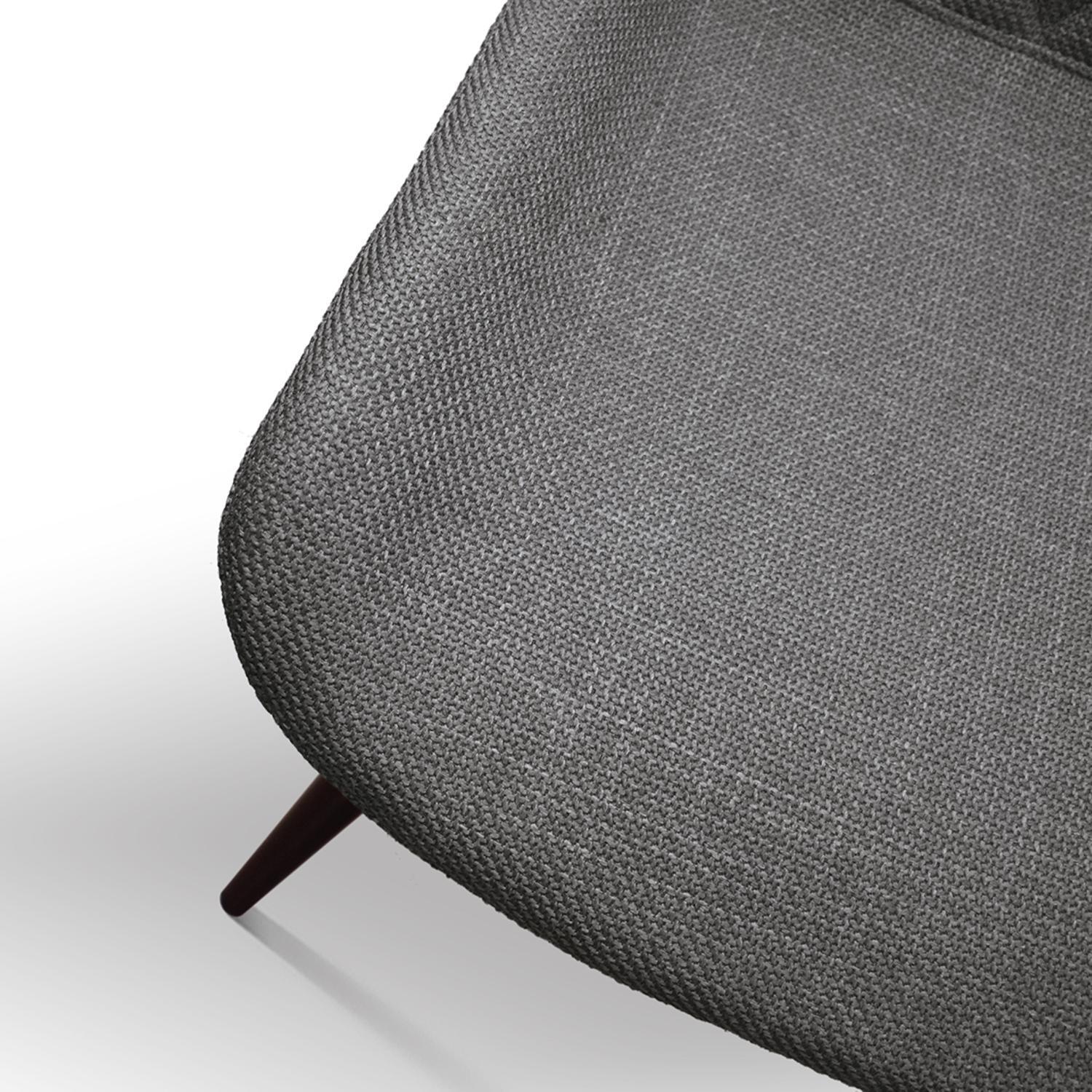 Set di 4 sedie VIENNA in tessuto grigio e gambe in metallo nero