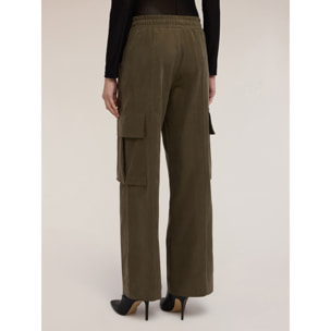 Motivi - Pantalones cargo en gabardina mezcla lyocell - Verde militare