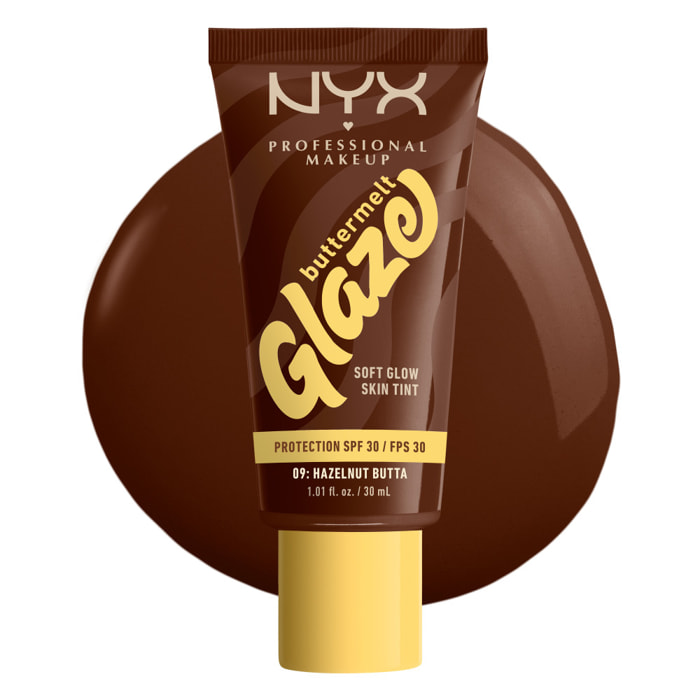 NYX Professional Makeup Buttermelt Glaze Tint, Fond de teint SPF30 jusqu'à 12h de tenue, Hazelnut Butta