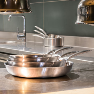 Batterie de cuisine 7 pièces en acier inoxydable - tous feux TRIPLY