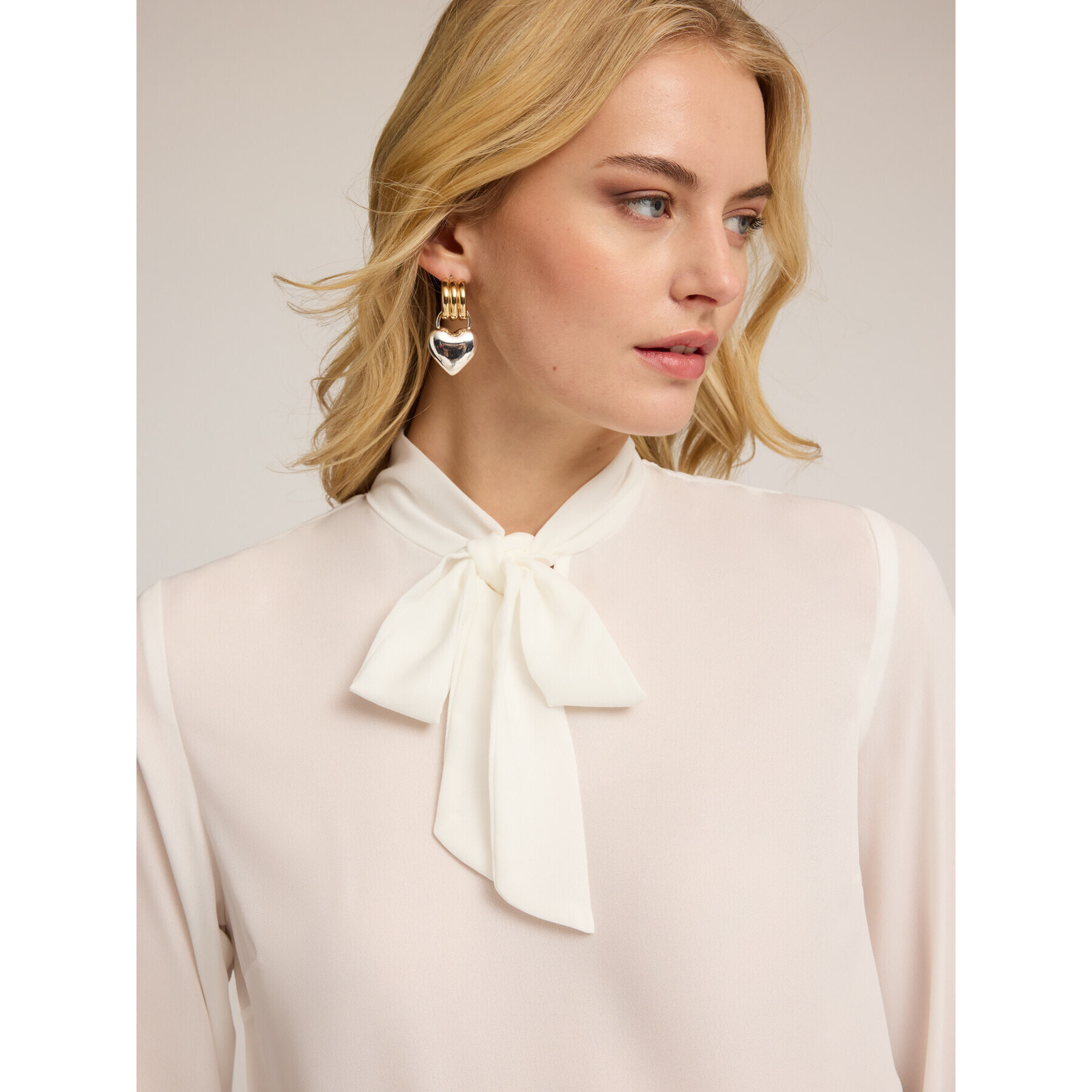 Motivi - Blusa in georgette con fiocco - Bianco