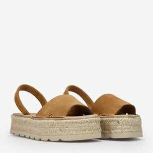 Alpargatas marrones de piel con plataforma de esparto