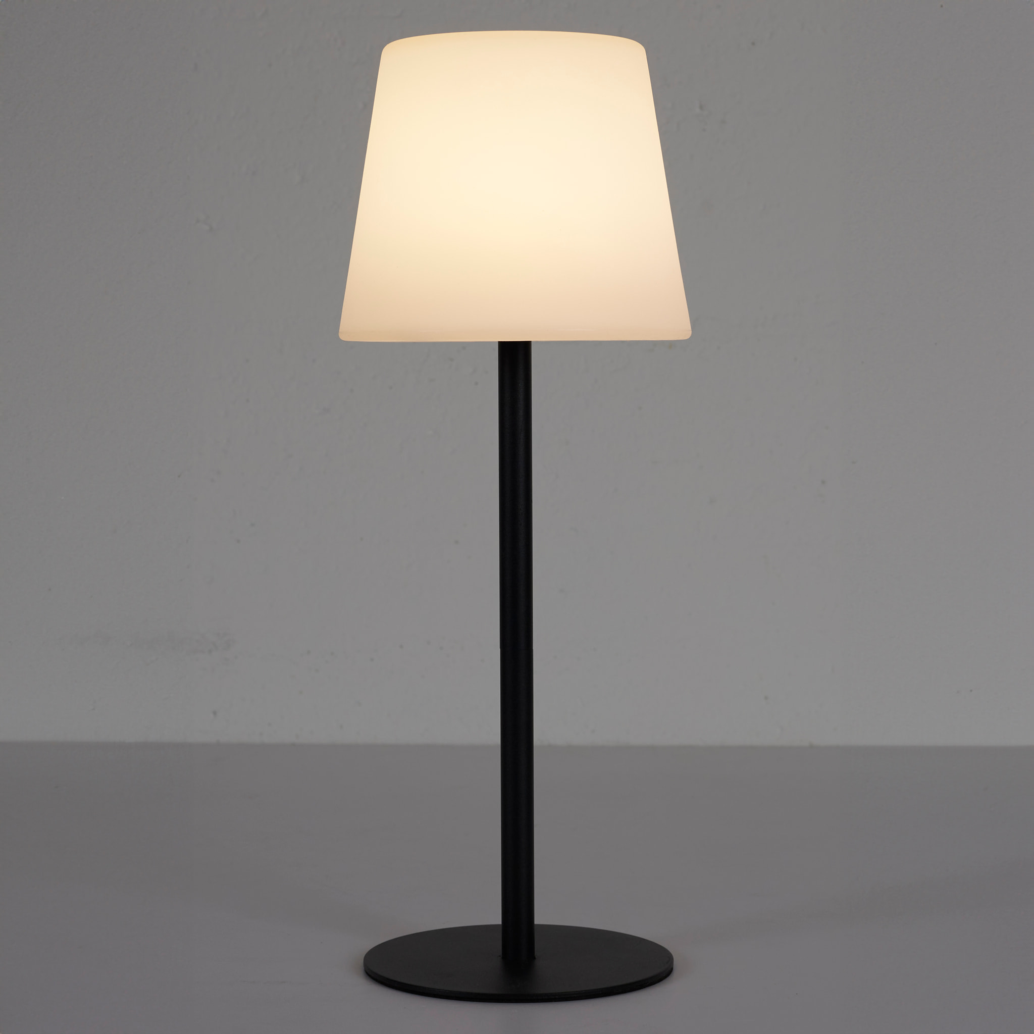 Lampe A Poser Ip44 Rechargeable H40cm Noir