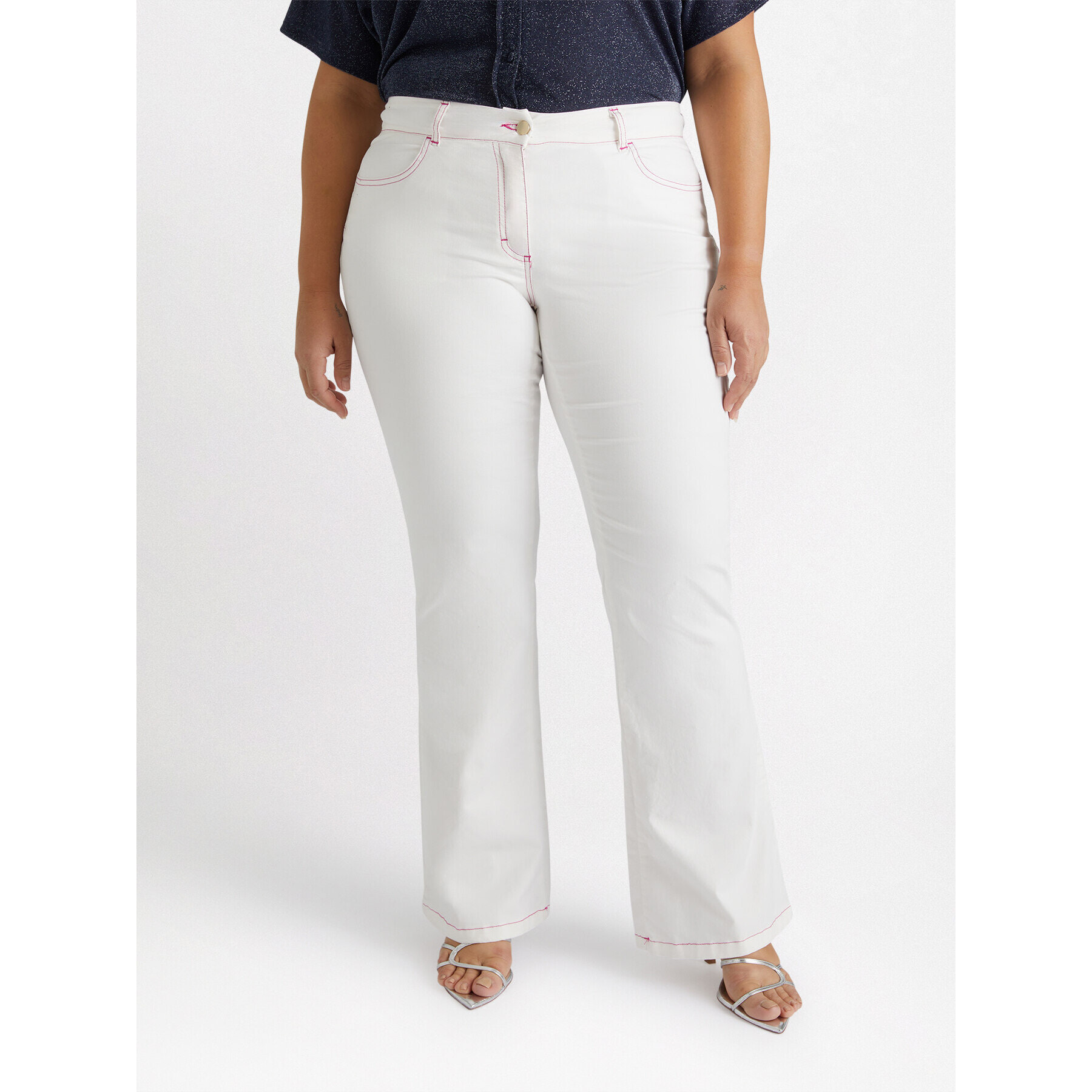 Fiorella Rubino - Pantalón de campana de algodón con pespuntes fucsia - Blanco