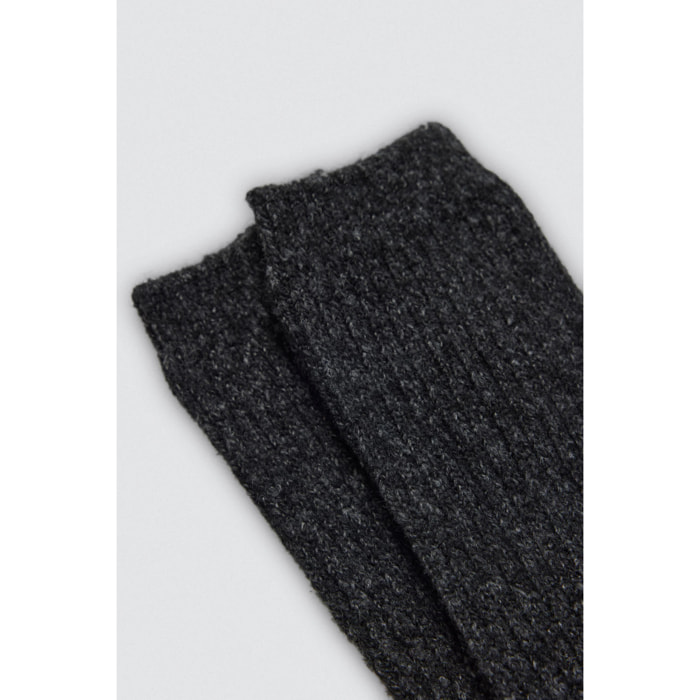 Calzini neri a coste extra lunghi