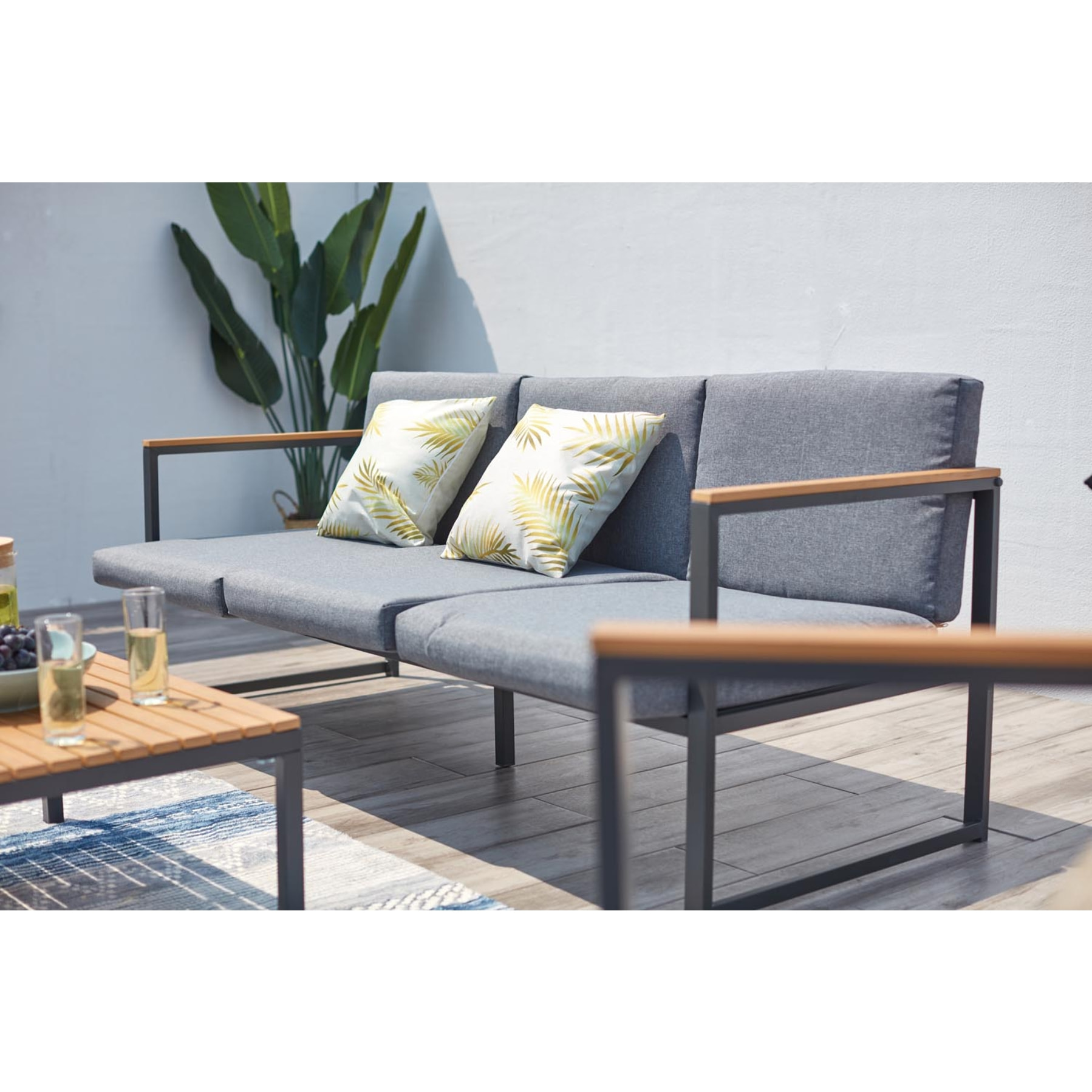 Salon de jardin bas en aluminium grisMATTA