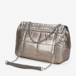 Bolso bronce acolchado con solapa y cadena