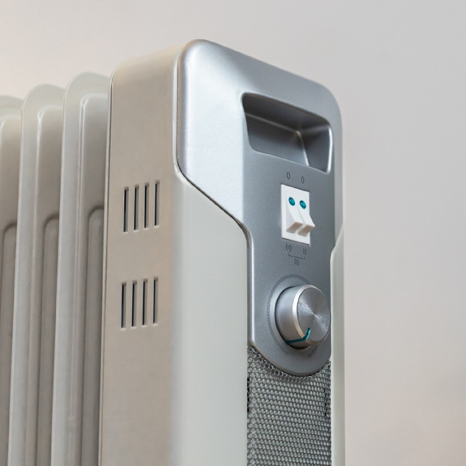 Cecotec Radiateur bain d’huile ReadyWarm 7000 Space
