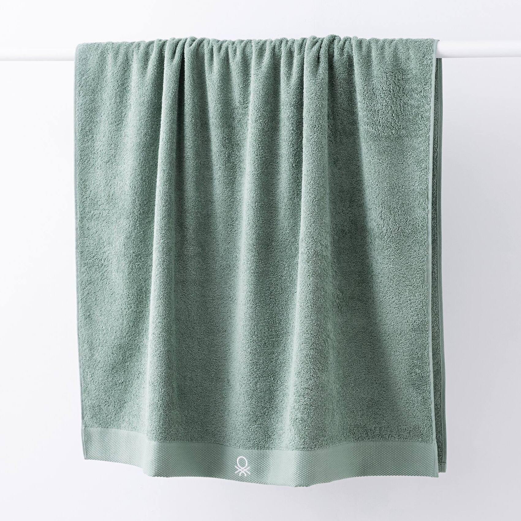 Toalla de baño 90x150cm 100% algodón 450gsm en color verde - suave, absorbente y secado rápido