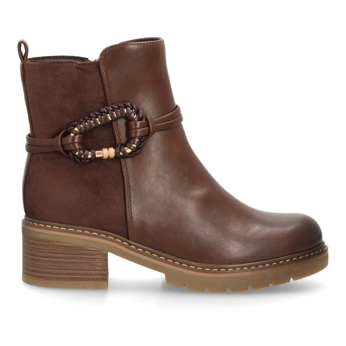 Botines casual para mujer con mosquetón trenzado