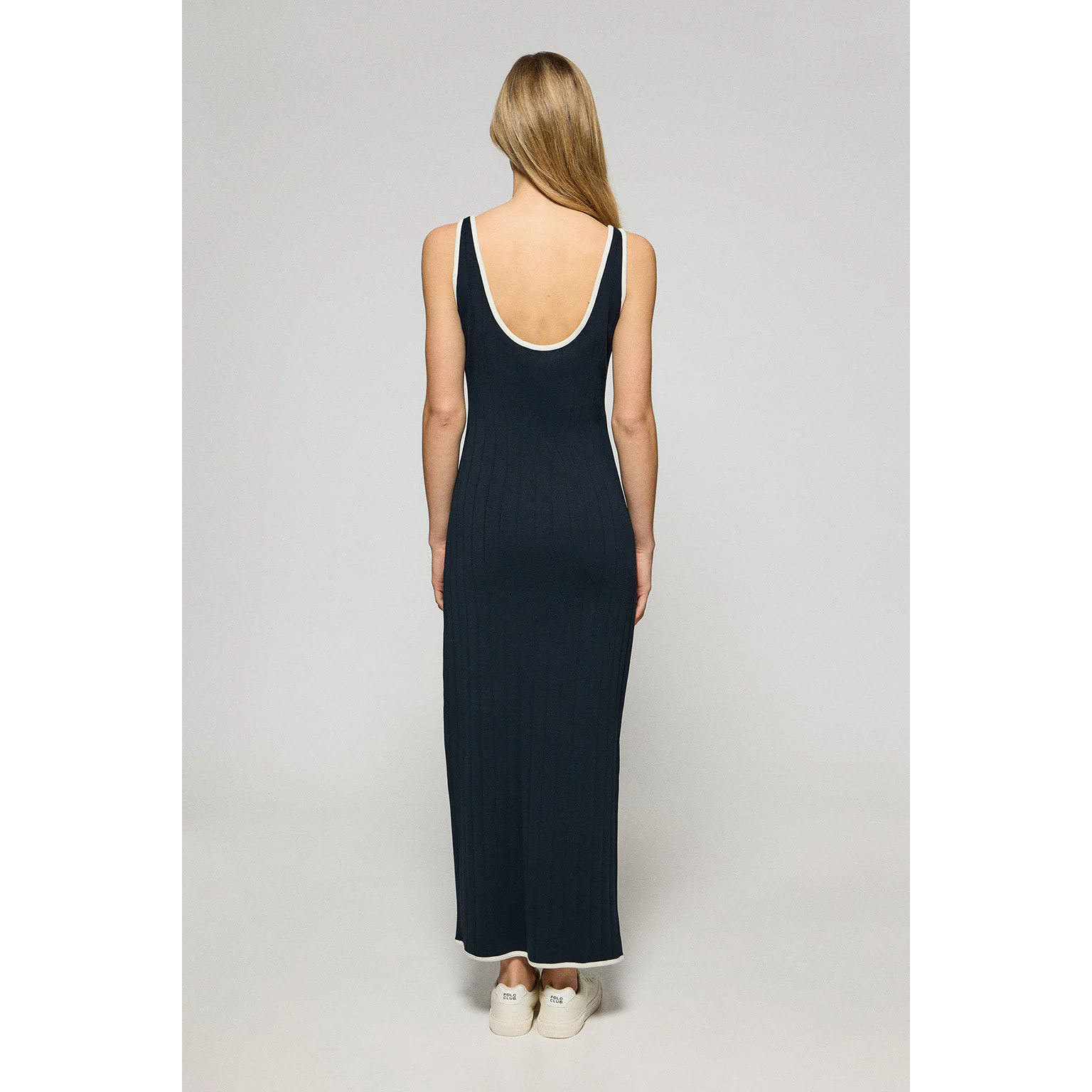 Vestito blu marino a coste con bretelle con bottone madreperlato