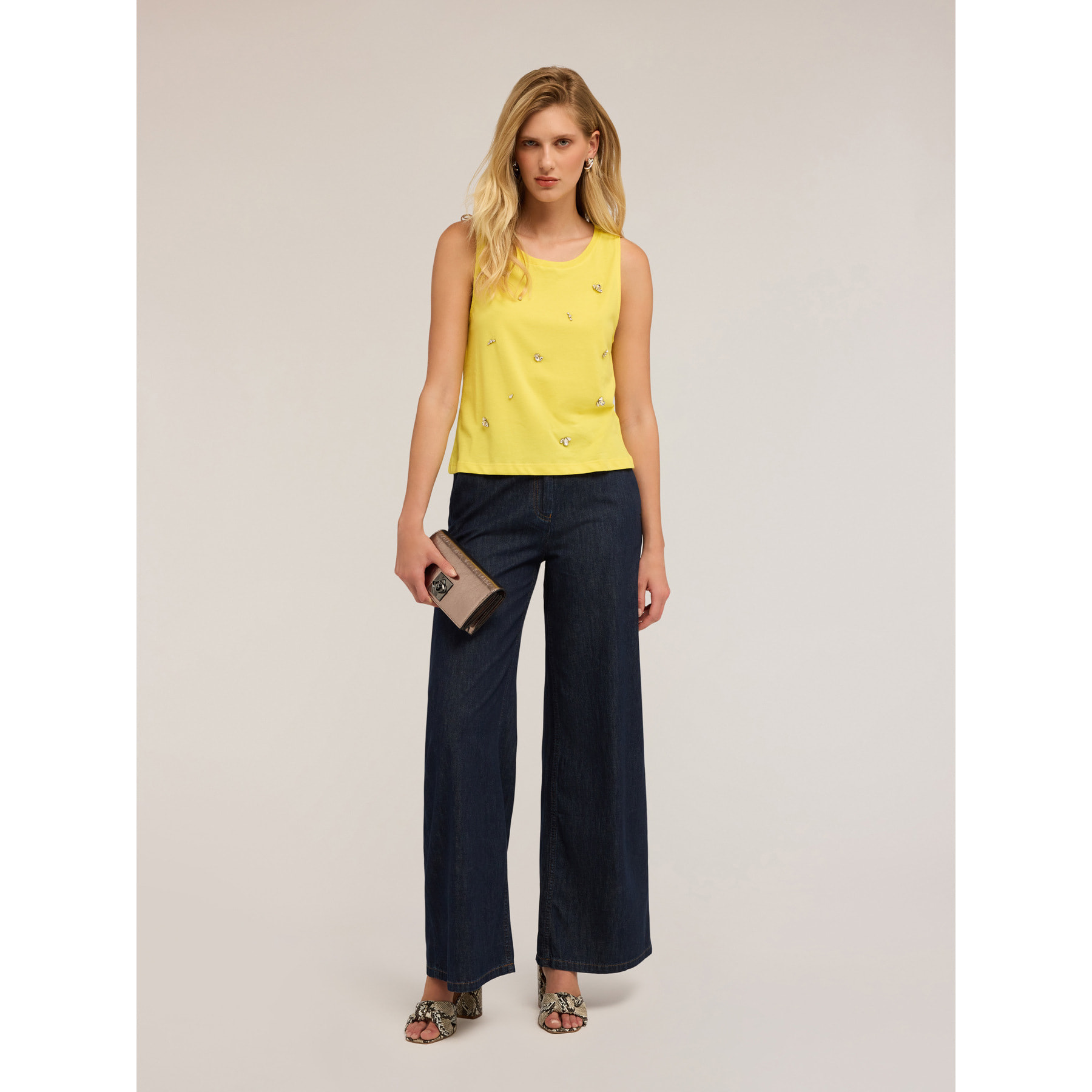 Motivi - Top de jersey con bordado de piedras - Amarillo