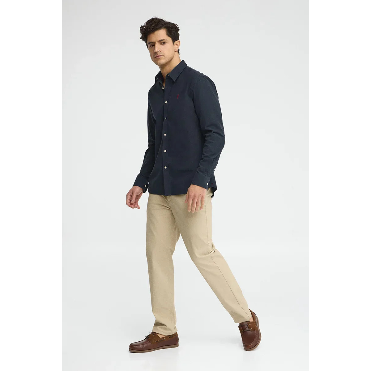 Camisa azul marino con efecto arrugado de corte regular con logo Rigby Go