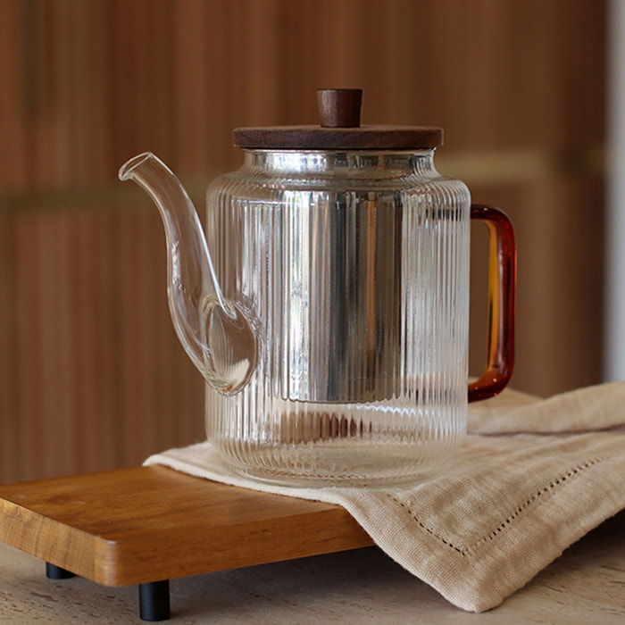 Théière en verre et anse ambre 1,2L KARL