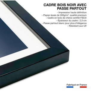Affiche motel and neon lights Affiche sous cadre noir