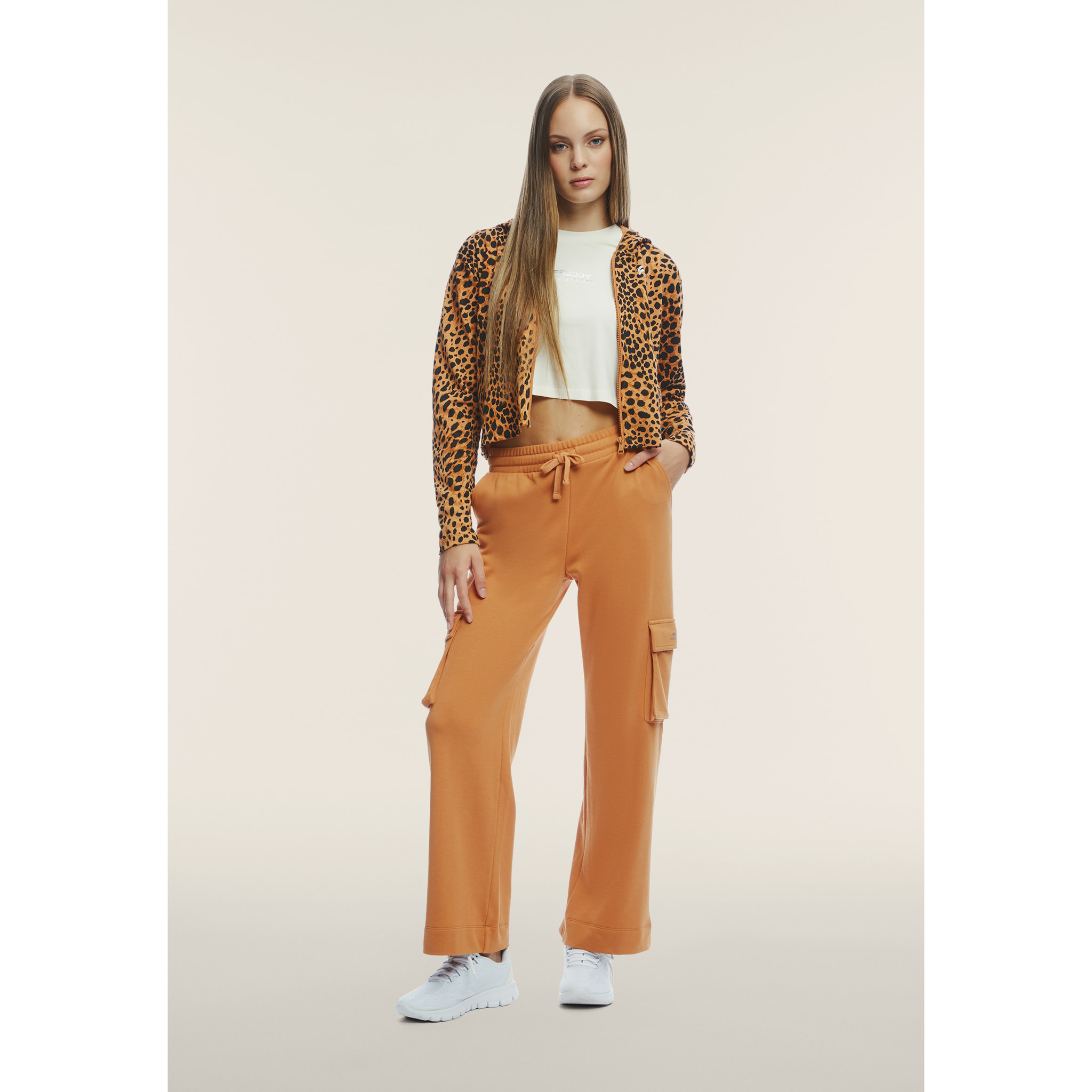 Pantaloni sportivi comfort fit con tasche cargo