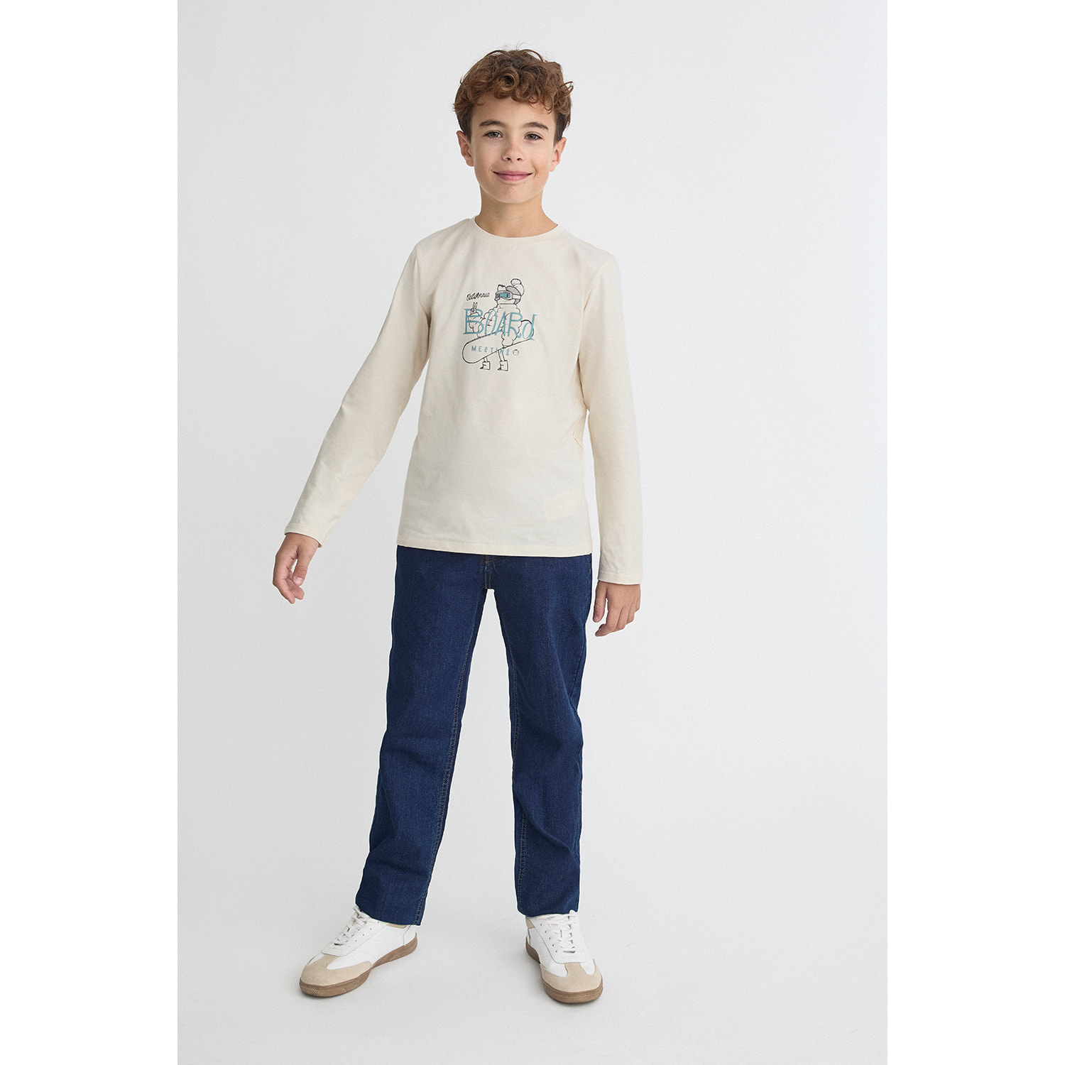 Camiseta niño crudo de manga larga, estampado de snowboard azul y gris, algodón suave | Color: Crudo | Street Monkey