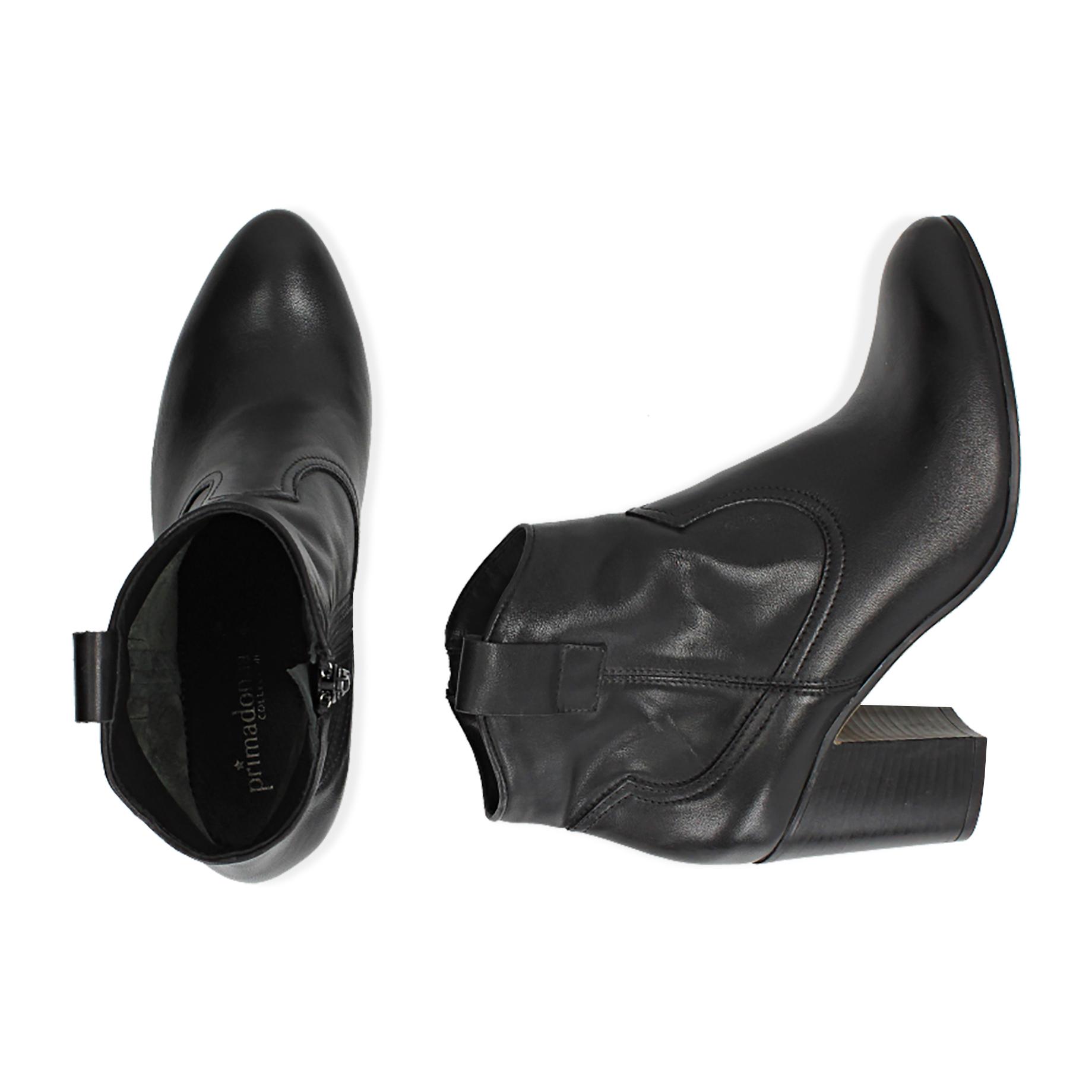 Ankle boots neri in pelle, tacco 7,50 cm