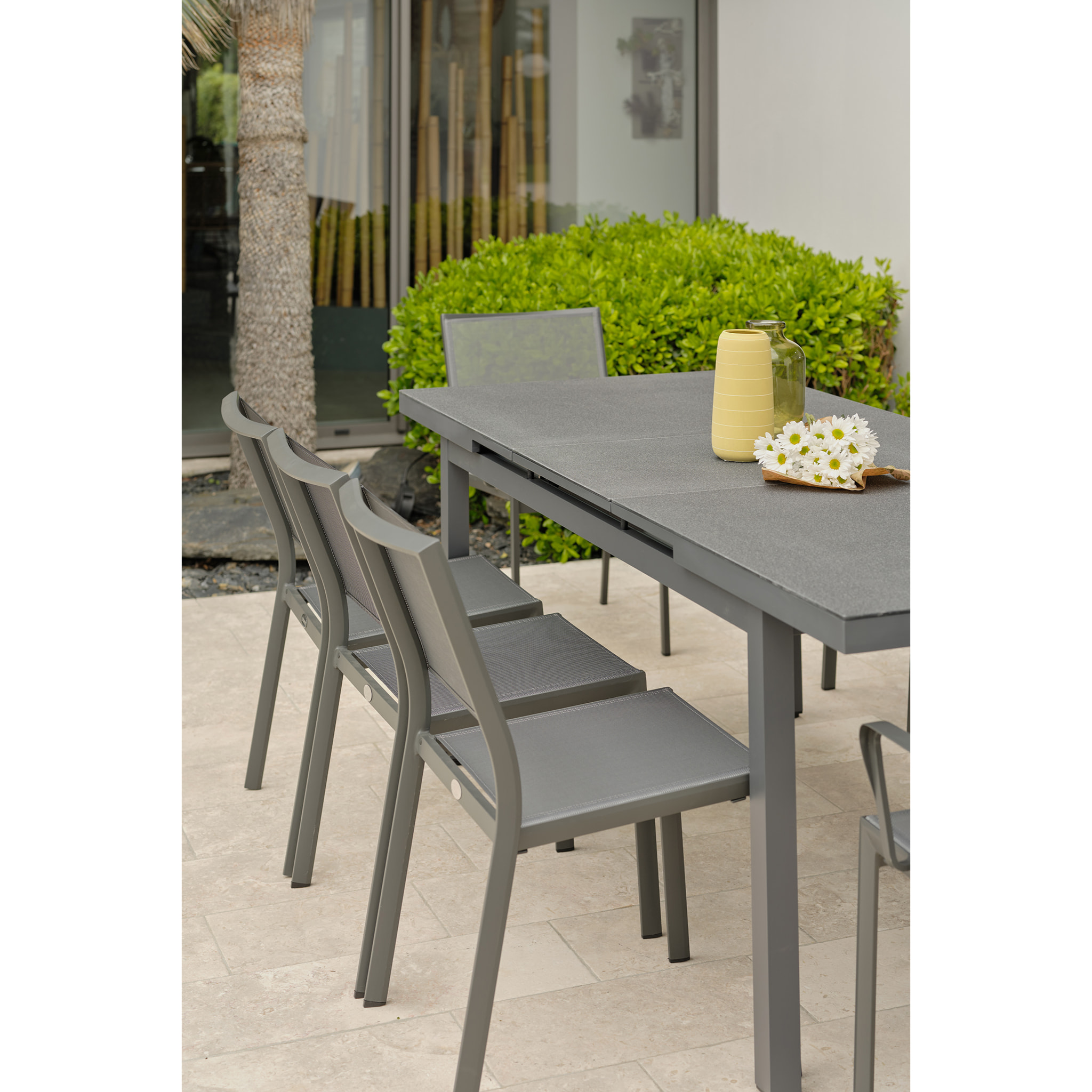 DANIA - Ensemble repas de jardin 8 places en aluminium gris anthracite