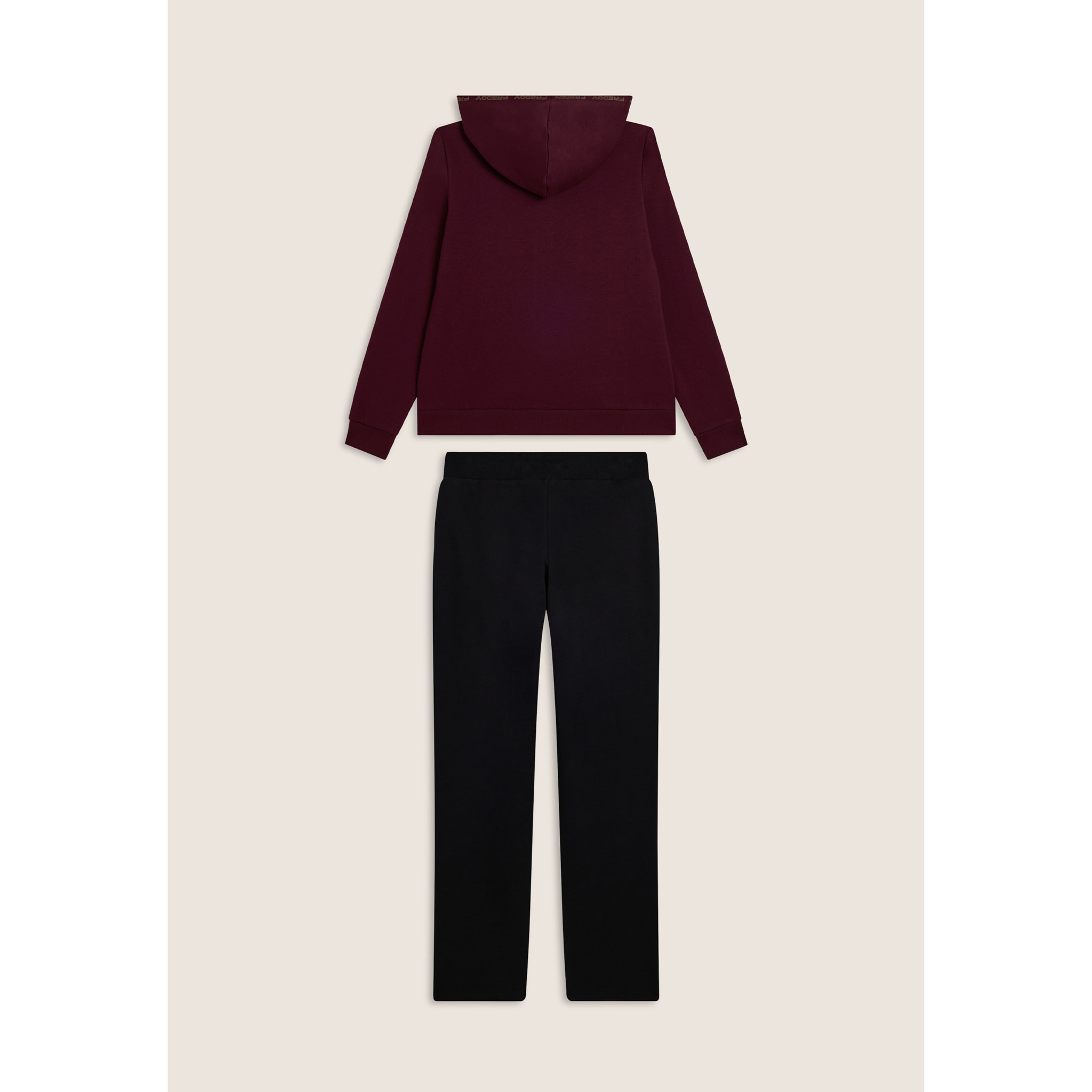 Tuta con cappuccio decorato da logo dorato a contrasto