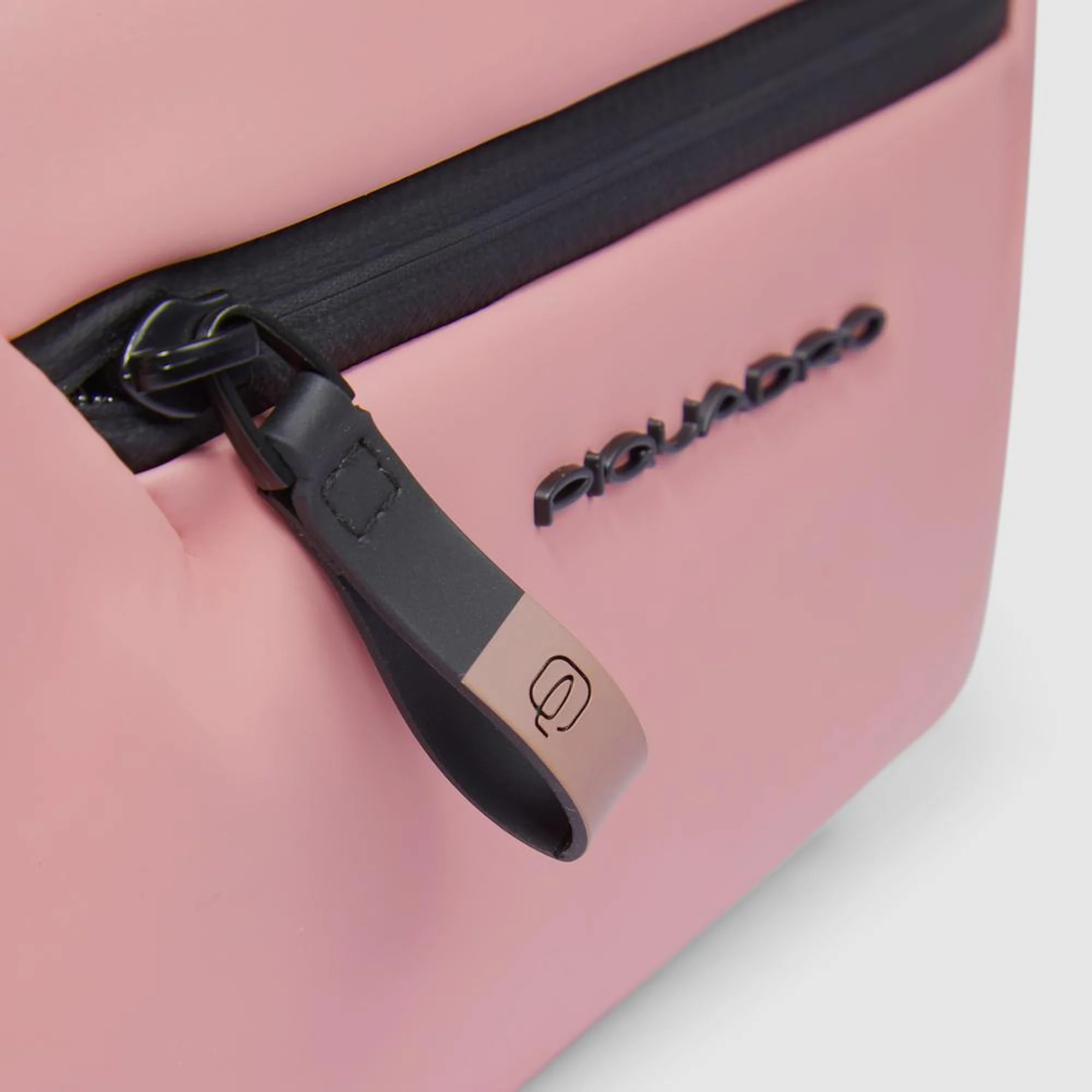 Piquadro Beauty case in tessuto gommato resistente all'acqua a due scomparti