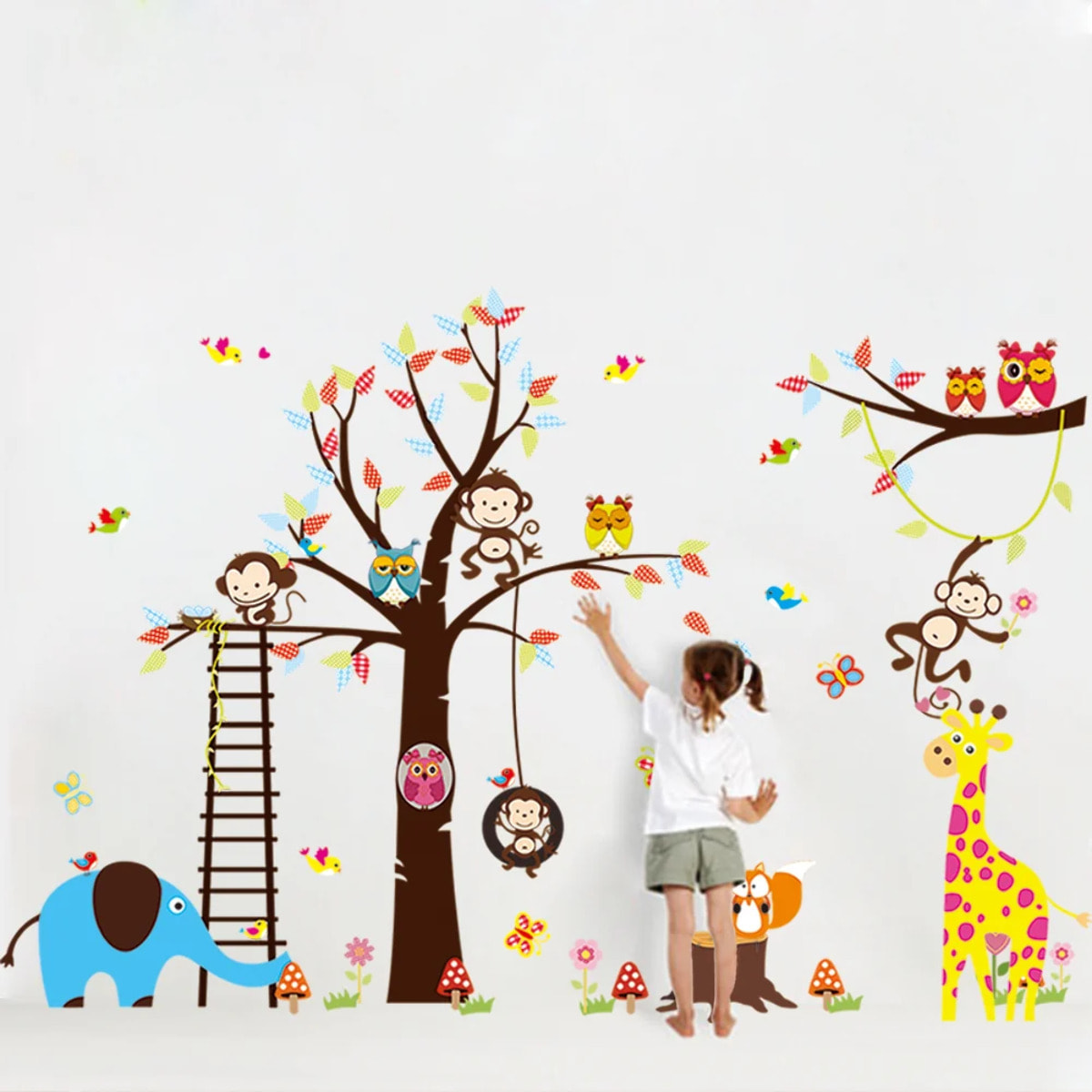 Sticker mural - Ambiance Sticker - Géant enfant - Arbre singe girafe et oiseaux