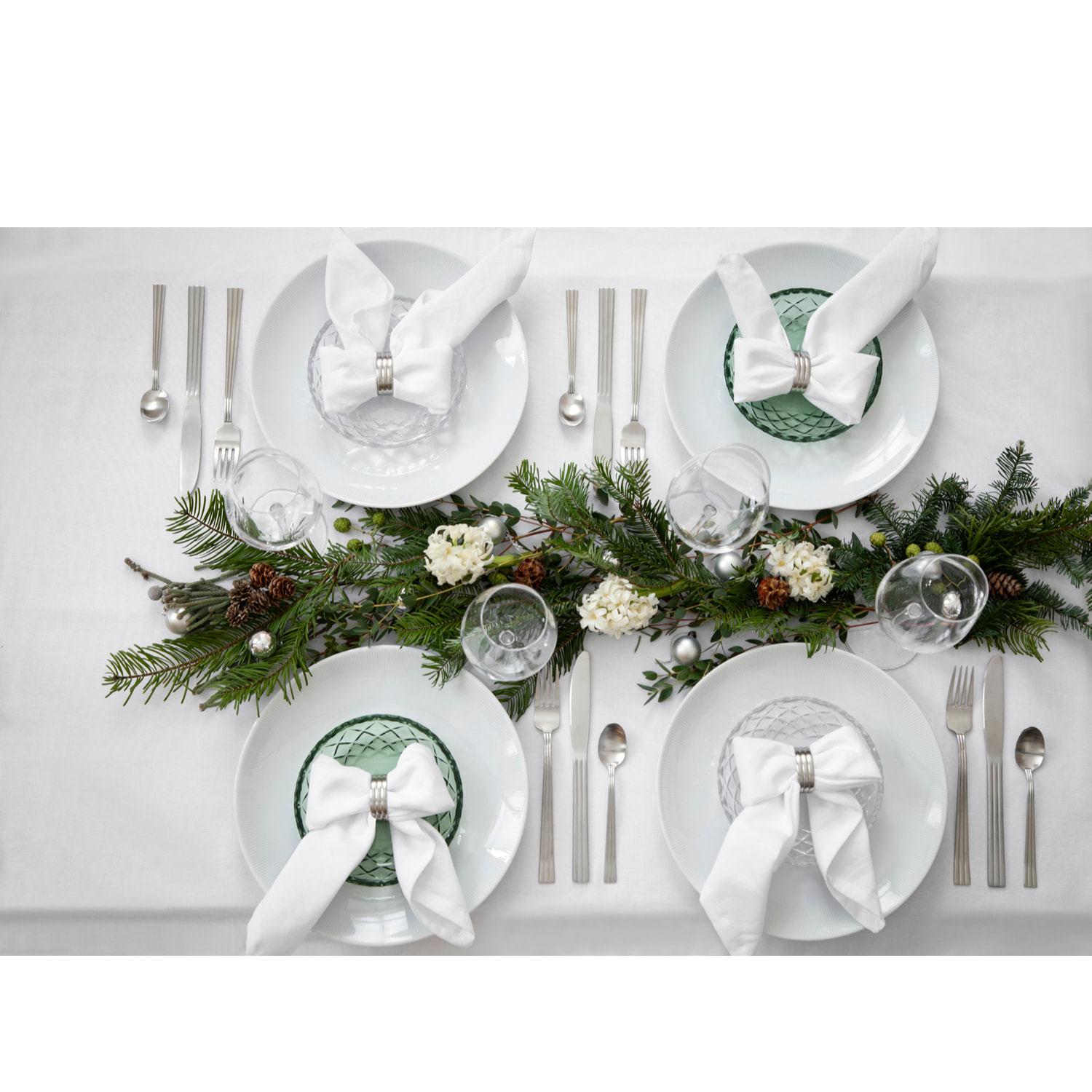 Ensemble de couverts Thebe Edition 2024