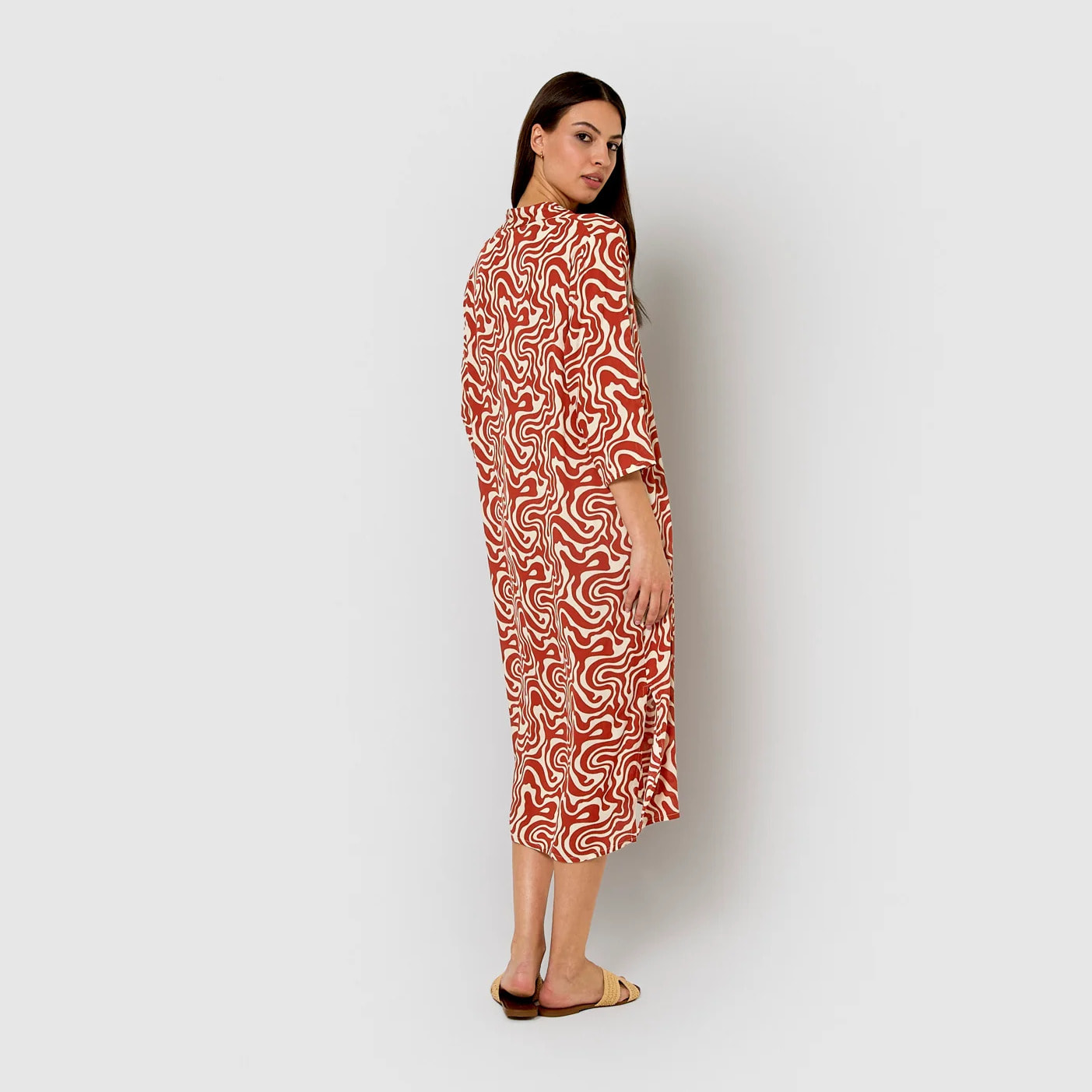 Vestido midi bambula detalles plisados iratia teja