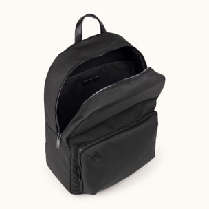 Mochila sostenible urbana negra PEAK RECYCLED BACKPACK