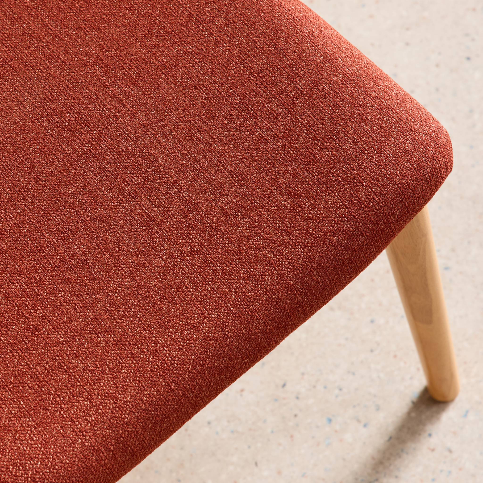 Chaise vintage bois d'hévéa naturel et tissu (lot de 2) ARIA