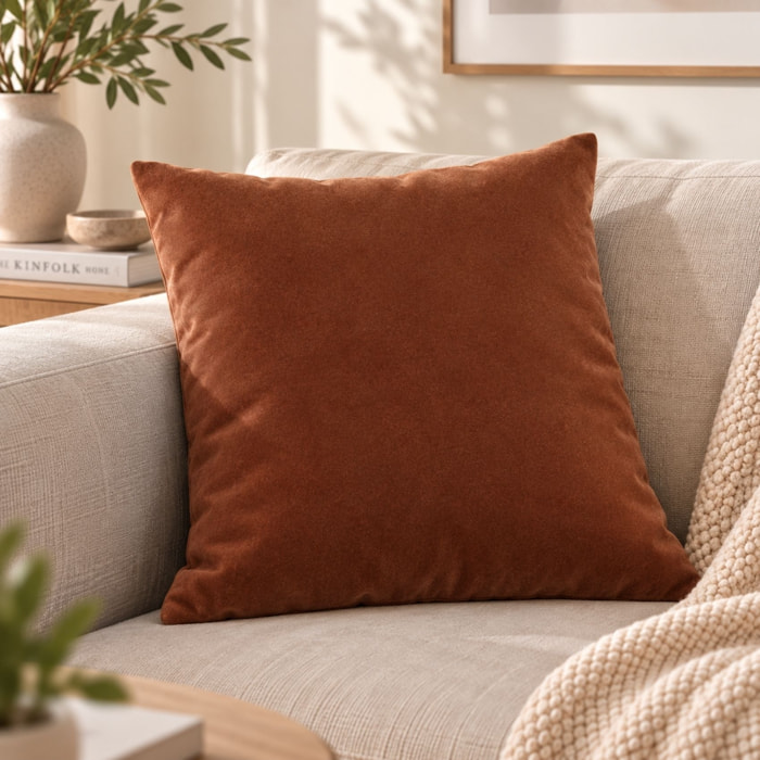 Coussin velours  - Effet peau de pêche - Marron Brun
