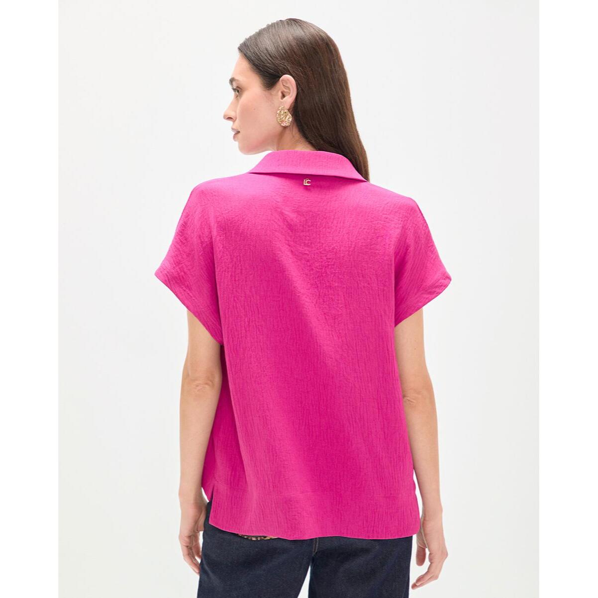 Camicia a maniche corte in tessuto stropicciato