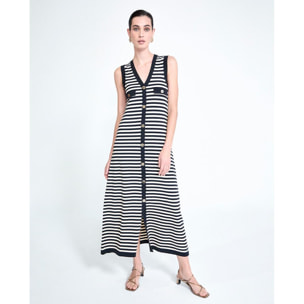 Abito lungo in maglia a righe senza maniche con spacco frontale