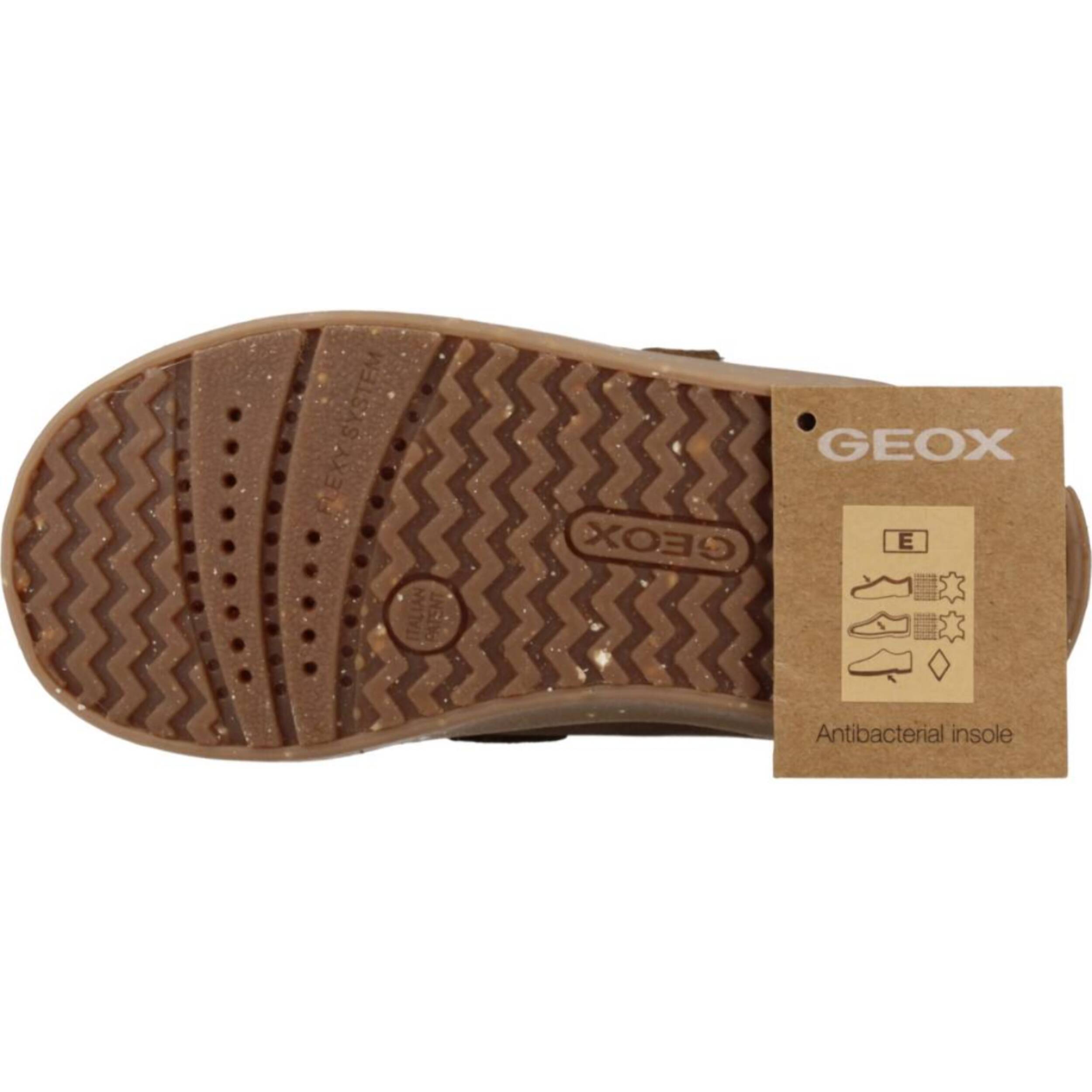 Zapatillas Niño de la marca GEOX  modelo B KILWI BOY MARRON