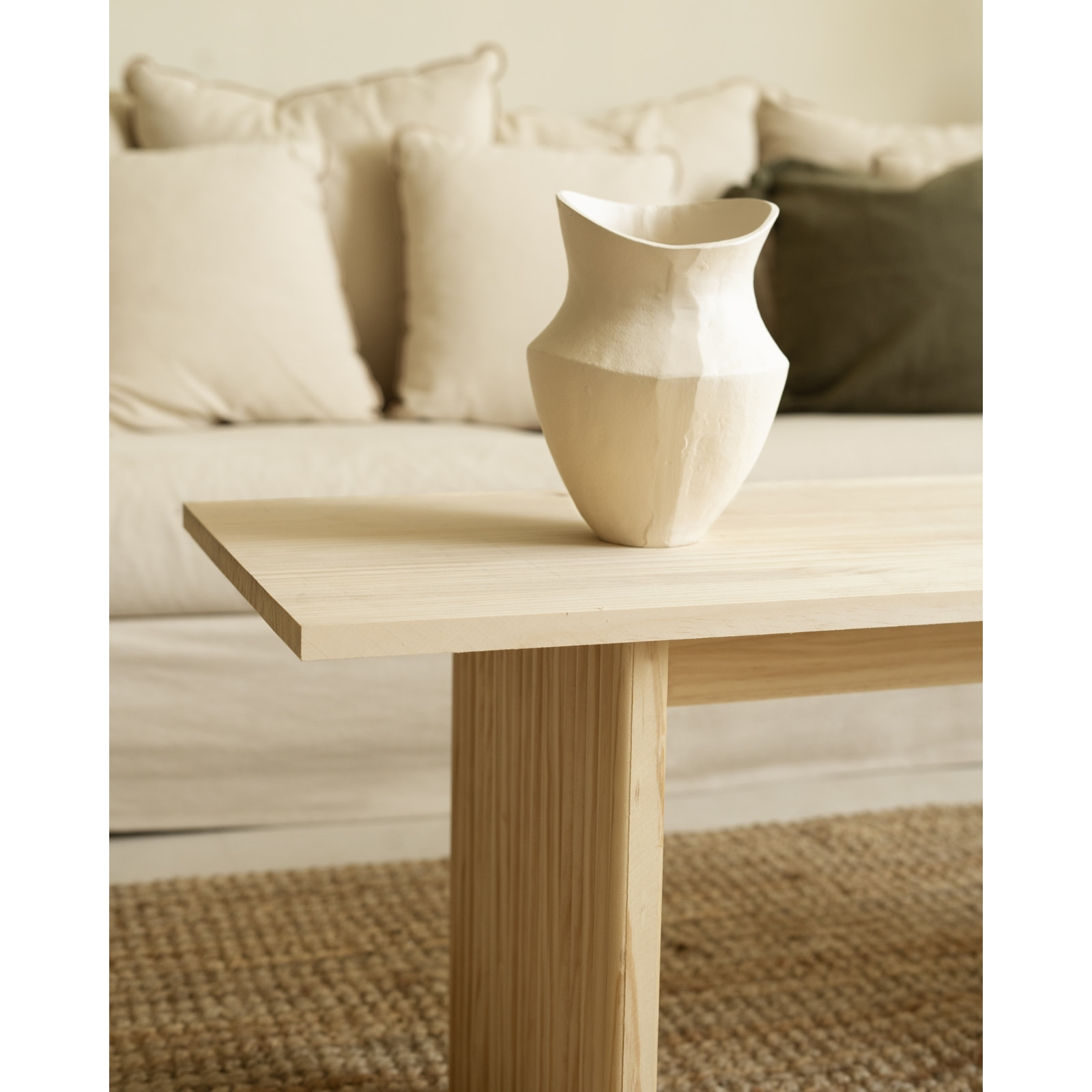 Table basse en bois massif ton naturel 120cm Hauteur: 45 Longueur: 120 Largeur: 55