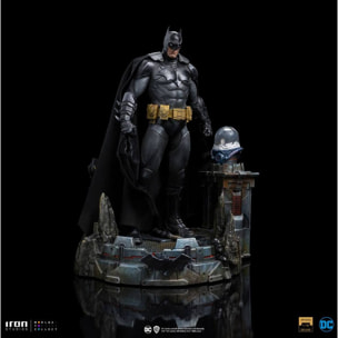 Dc Comics Art Scale Statua 1/10 Batman Unleashed Deluxe 24 Cm Iron Studios